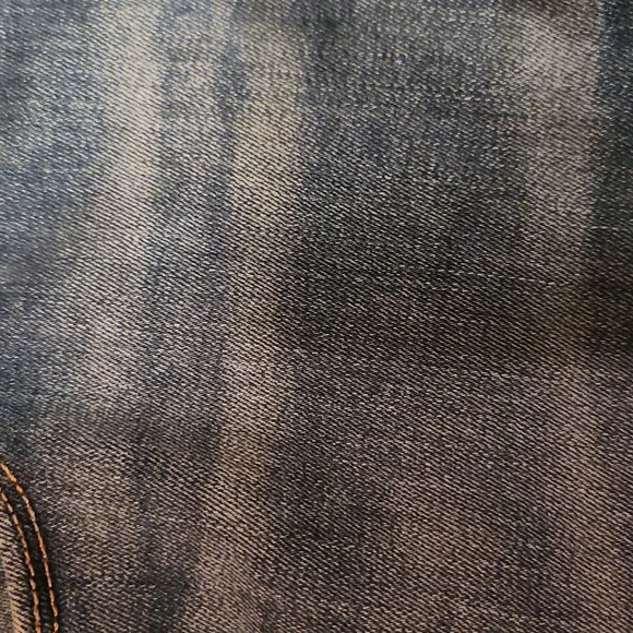 Shorts - Picture 6 of 11